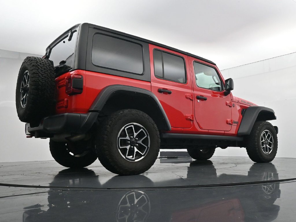 Used 2024 Jeep Wrangler Unlimited Rubicon AWD/4WD image 42