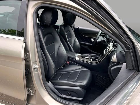 Used 2020 Mercedes-Benz C 300 4MATIC Sedan image 8