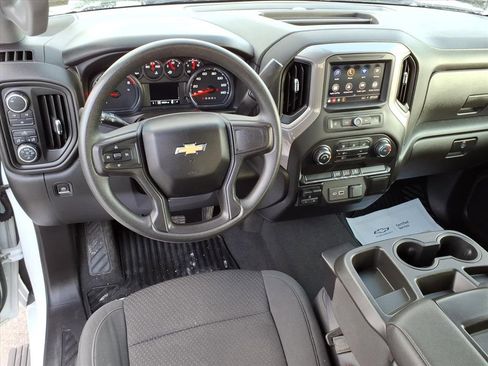 Certified 2021 Chevrolet Silverado 2500 Custom w/ Custom Value Package image 14