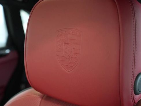 New 2025 Porsche Macan Turbo AWD/4WD image 34