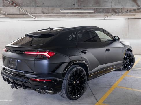 Used 2024 Lamborghini Urus S AWD/4WD image 14