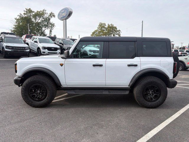Used 2026 Ford Bronco Badlands AWD/4WD image 6
