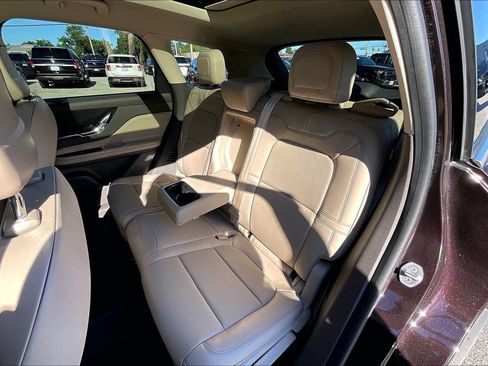 Used 2023 Lincoln Corsair Reserve w/ Equipment Group 202A AWD/4WD image 26