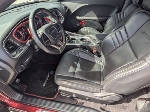 Used 2018 Dodge Challenger SRT Hellcat image 13