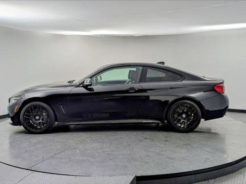 Used 2019 BMW 440i Coupe w/ M Sport Package image 3
