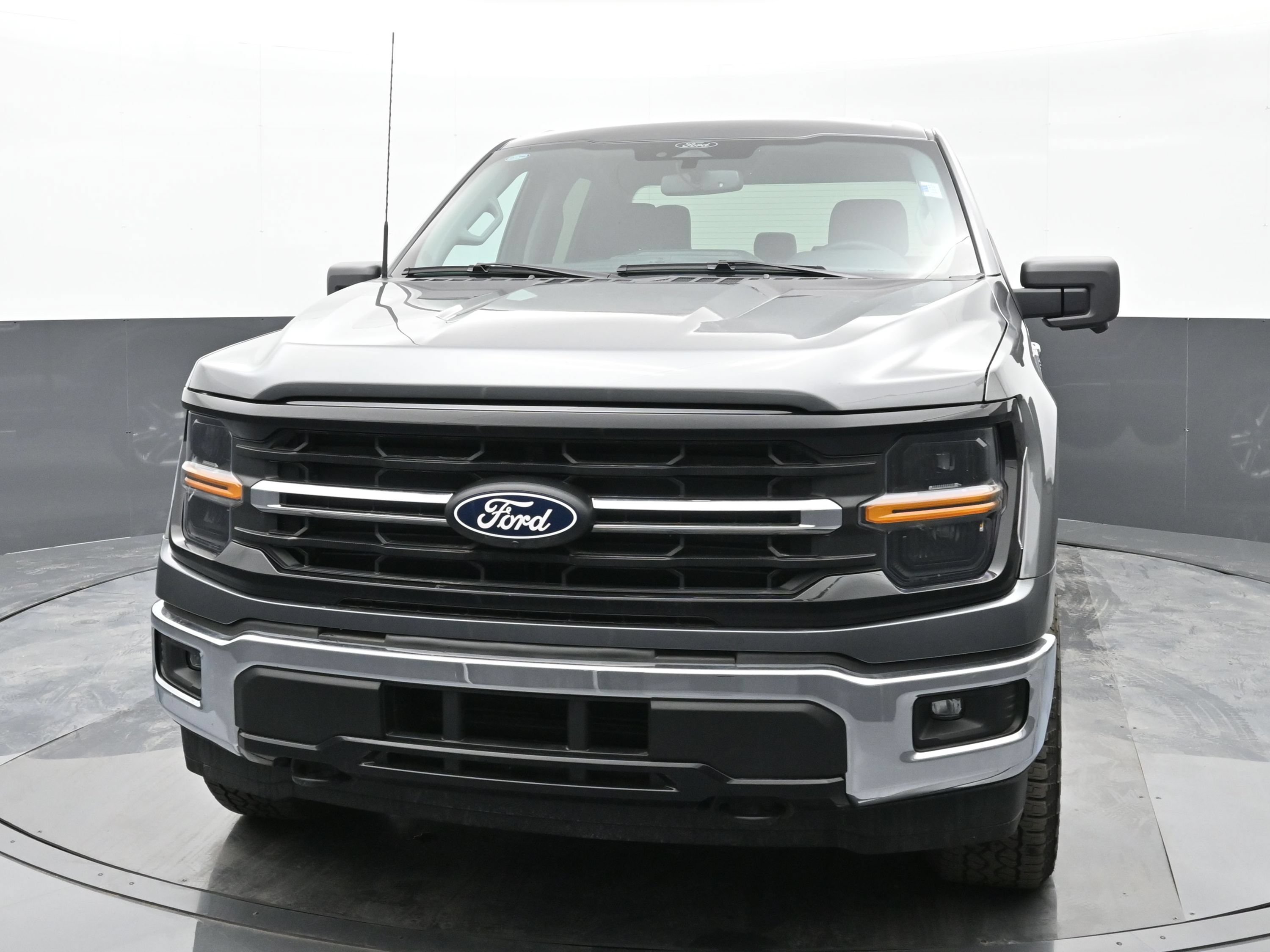 Used 2024 Ford F150 XLT AWD/4WD image 3
