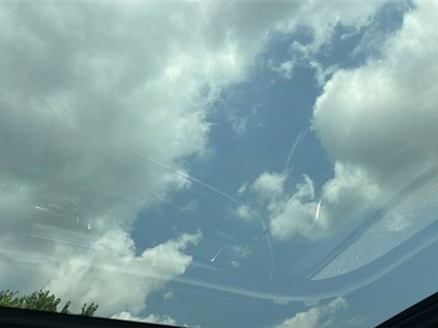 Used 2022 Jeep Grand Cherokee Limited image 23