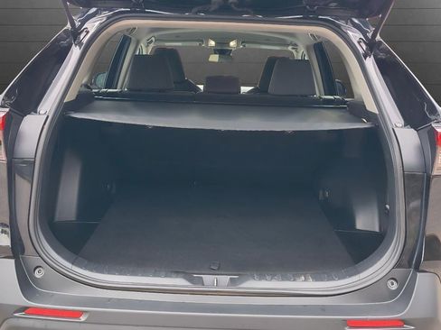 Used 2024 Toyota RAV4 XLE image 3