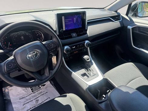 Used 2023 Toyota RAV4 LE AWD/4WD image 10
