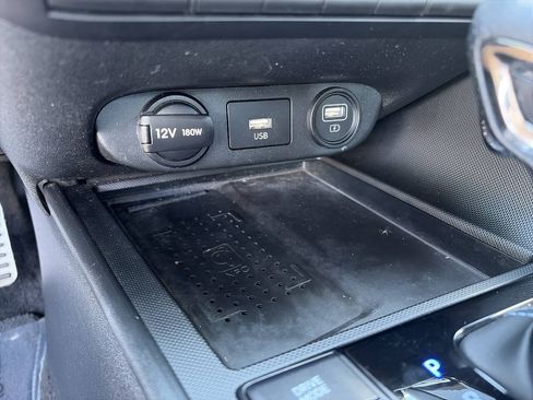 Used 2022 Hyundai Elantra N FWD image 34