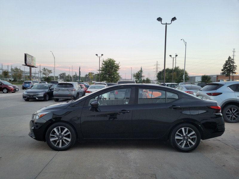 Used 2021 Nissan Versa SV FWD image 4
