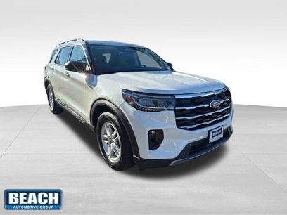 Used 2025 Ford Explorer Active w/ Active Comfort Package