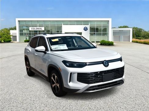 New 2026 Volkswagen Tiguan SE AWD/4WD image 4
