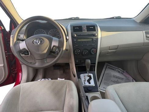 Used 2010 Toyota Corolla LE FWD image 9