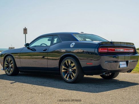 Used 2013 Dodge Challenger SRT8 w/ Harman Kardon Audio Group RWD image 6