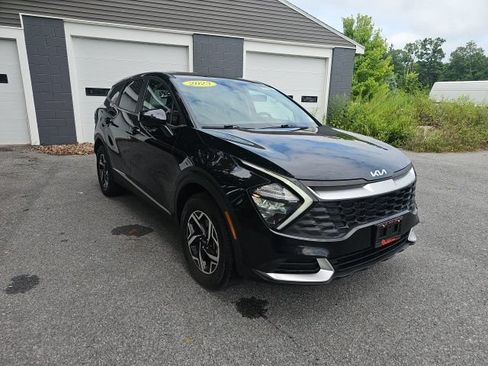 Used 2023 Kia Sportage LX AWD/4WD image 10