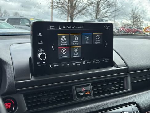 Certified 2024 Honda Pilot TrailSport image 19