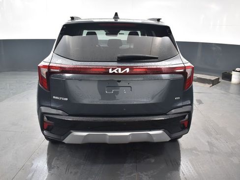 Used 2024 Kia Seltos S AWD/4WD image 8