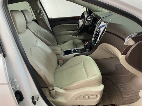 Used 2015 Cadillac SRX Luxury w/ Driver Awareness Package image 9