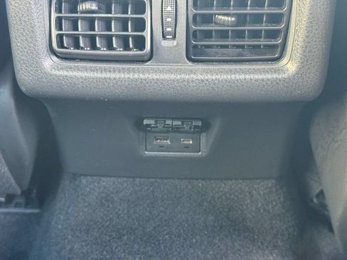 Used 2026 Toyota Camry SE FWD image 15
