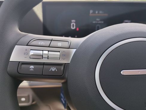 New 2027 Hyundai Kona SE FWD image 30