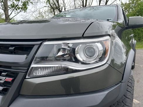 Used 2017 Chevrolet Colorado ZR2 w/ LPO, Premium Interior Package AWD/4WD image 39