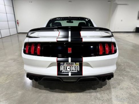 Used 2017 Ford Mustang Shelby GT350R w/ GT350R Equipment Group 920A RWD image 45