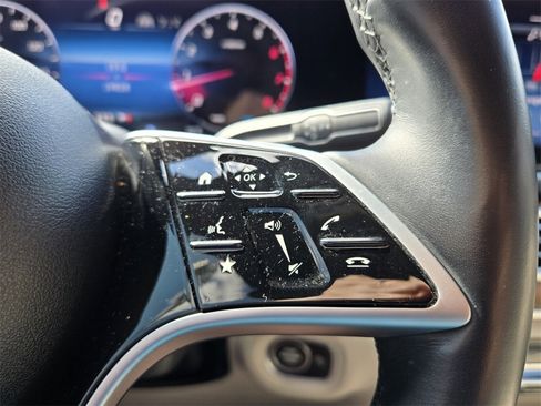 Used 2024 Mercedes-Benz GLE 450 4MATIC image 26