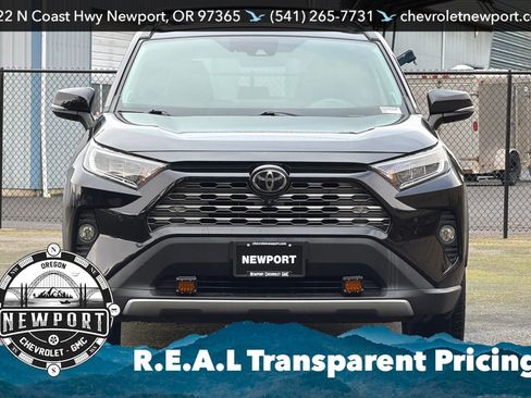 Used 2021 Toyota RAV4 Limited image 9