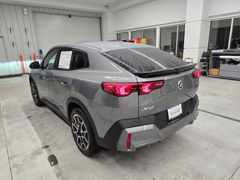 Used 2025 BMW X2 xDrive28i image 4
