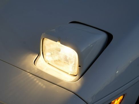 Used 1992 Chevrolet Corvette Convertible image 36