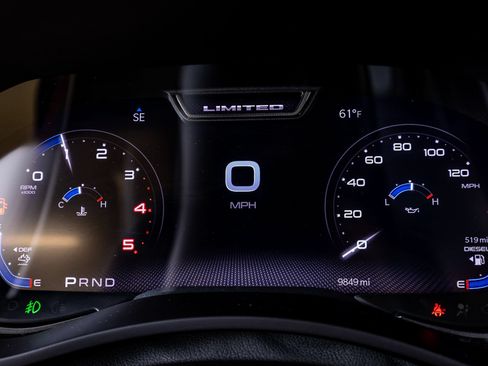 Used 2024 RAM 3500 Limited AWD/4WD image 26