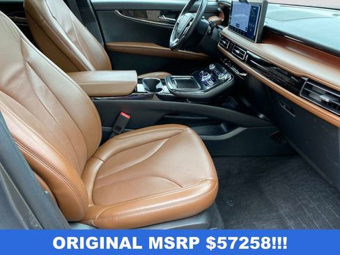 Used 2023 Lincoln Nautilus Reserve AWD/4WD image 23