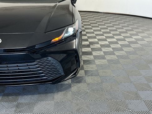 Certified 2025 Toyota Camry LE FWD image 9