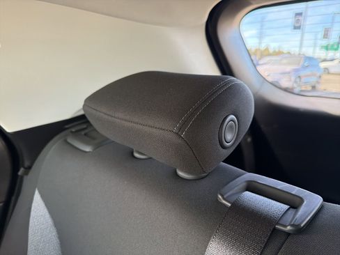 Used 2025 Chevrolet TrailBlazer LT image 87