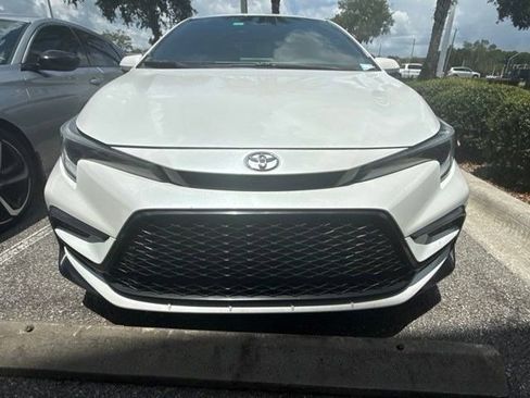 Used 2023 Toyota Corolla SE FWD image 5