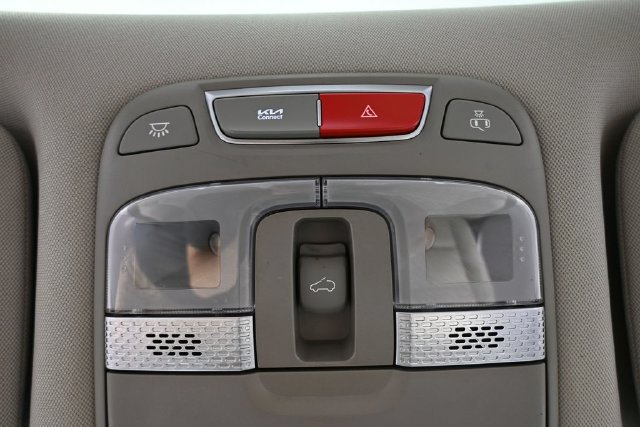 Used 2024 Kia Telluride EX w/ EX Captain's Chair Package AWD/4WD image 27