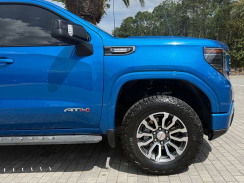 Used 2023 GMC Sierra 1500 AT4 w/ AT4 Premium Package image 9