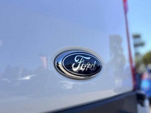 Used 2020 Ford Transit 250 T-250 RWD Medium Roof w/ Load Area Protection Package image 10