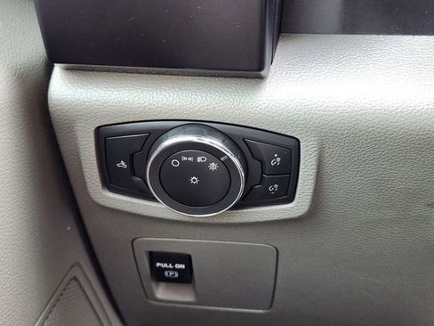 Used 2020 Ford F150 XL image 23