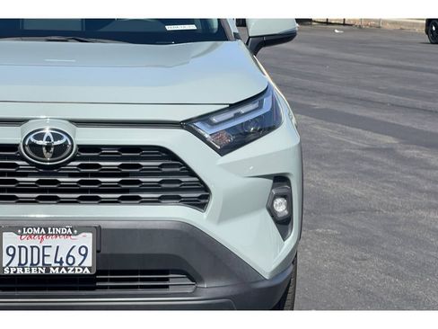 Used 2022 Toyota RAV4 XLE Premium AWD/4WD image 20