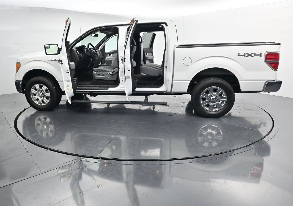 Used 2011 Ford F150 XLT w/ XLT Chrome Pkg AWD/4WD image 28
