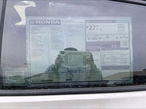 New 2026 Honda HR-V LX image 18