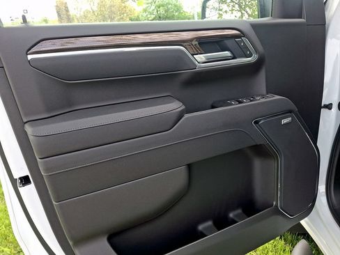 New 2026 Chevrolet Silverado 1500 LT Trail Boss w/ Convenience Package II AWD/4WD image 8