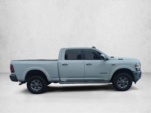 Used 2022 RAM 2500 Laramie AWD/4WD image 4