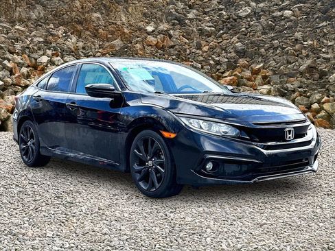 Used 2019 Honda Civic Sport image 10