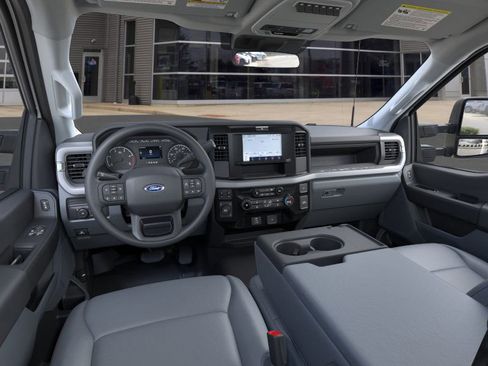 New 2026 Ford F350 XL w/ XL Chrome Package image 9