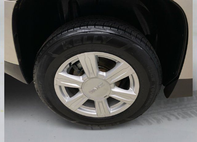 Used 2015 GMC Terrain SLE w/ Convenience Package AWD/4WD image 17
