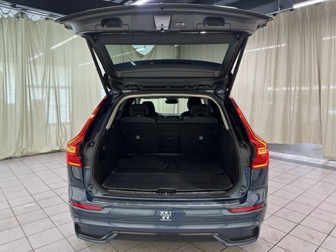 Used 2024 Volvo XC60 T8 Plus w/ Protection Package Premier AWD/4WD image 10