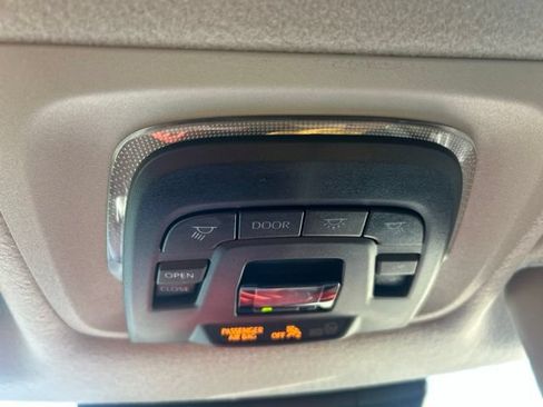Used 2024 Toyota Corolla Cross LE w/ Moonroof Package FWD image 23